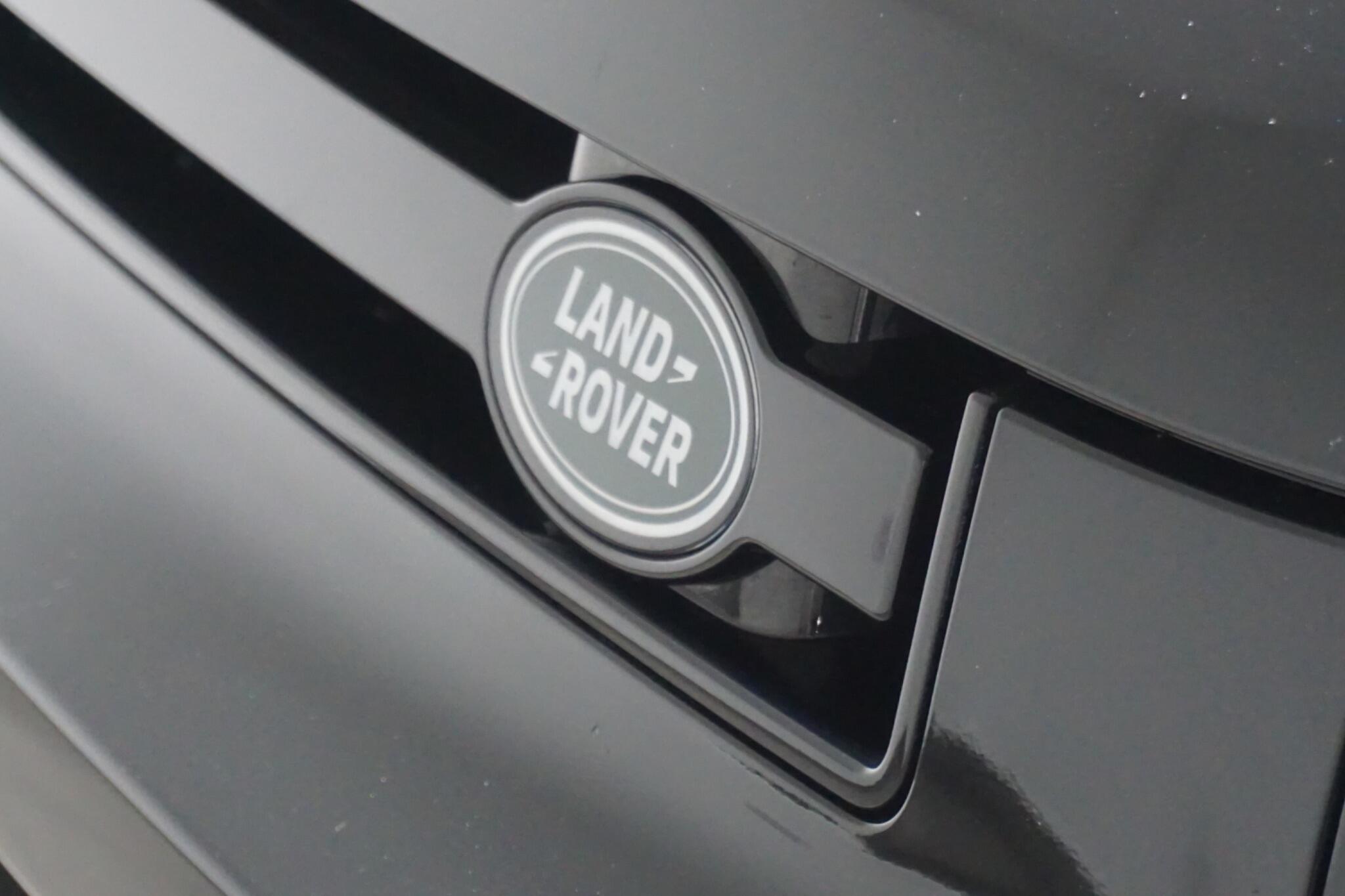 Land Rover Defender 110 3.0 D250 MHEV HSE Hard Top SUV Auto 4WD MWB Euro 6 (s/s) 5dr